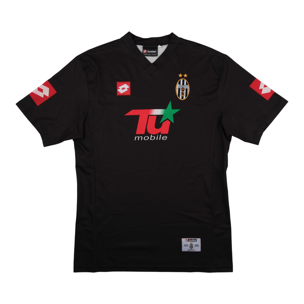 Juventus 2001-02 Away Shirt