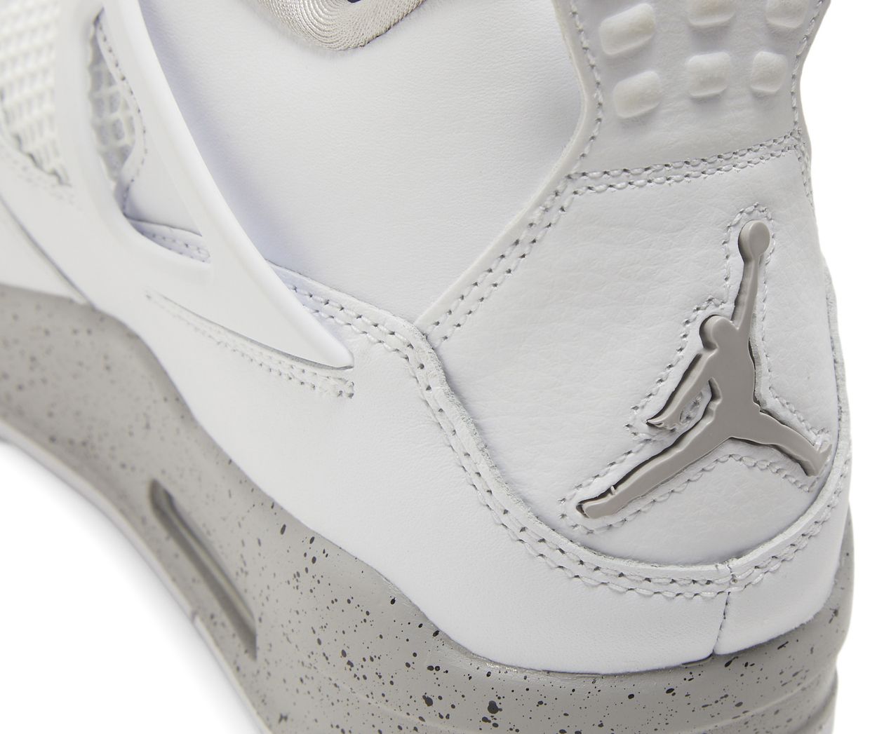 Air Jordan 4 Retro 'Oreo'