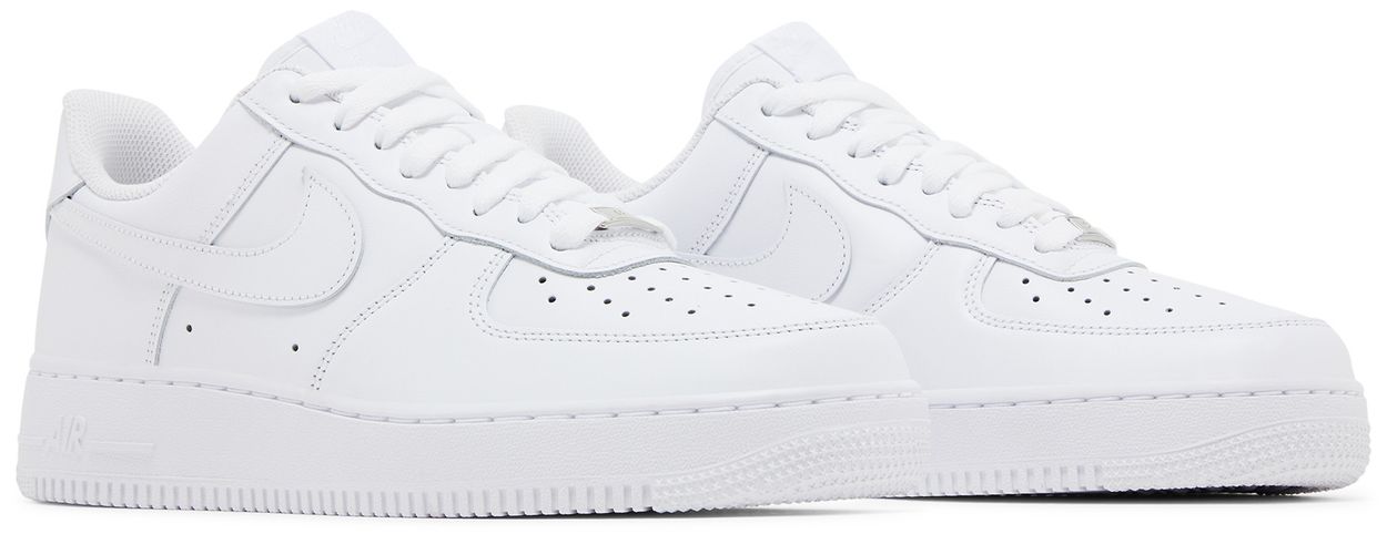Nike Air Force 1 '07 'Triple White' (image 8 of 8)