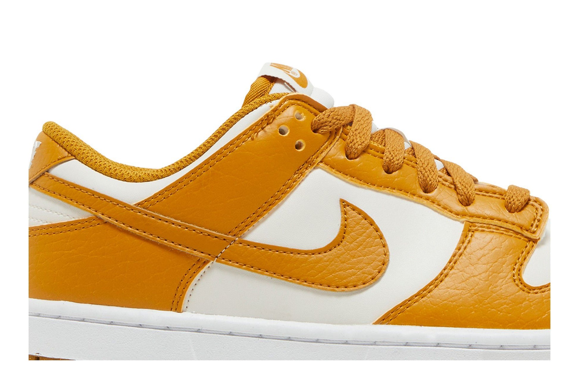 Nike Wmns Dunk Low Next Nature 'Gold Phantom' (image 3 of 8)