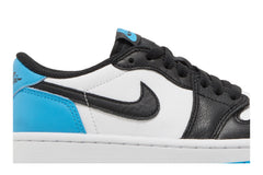 Wmns Air Jordan 1 Retro Low OG 'UNC' view 2