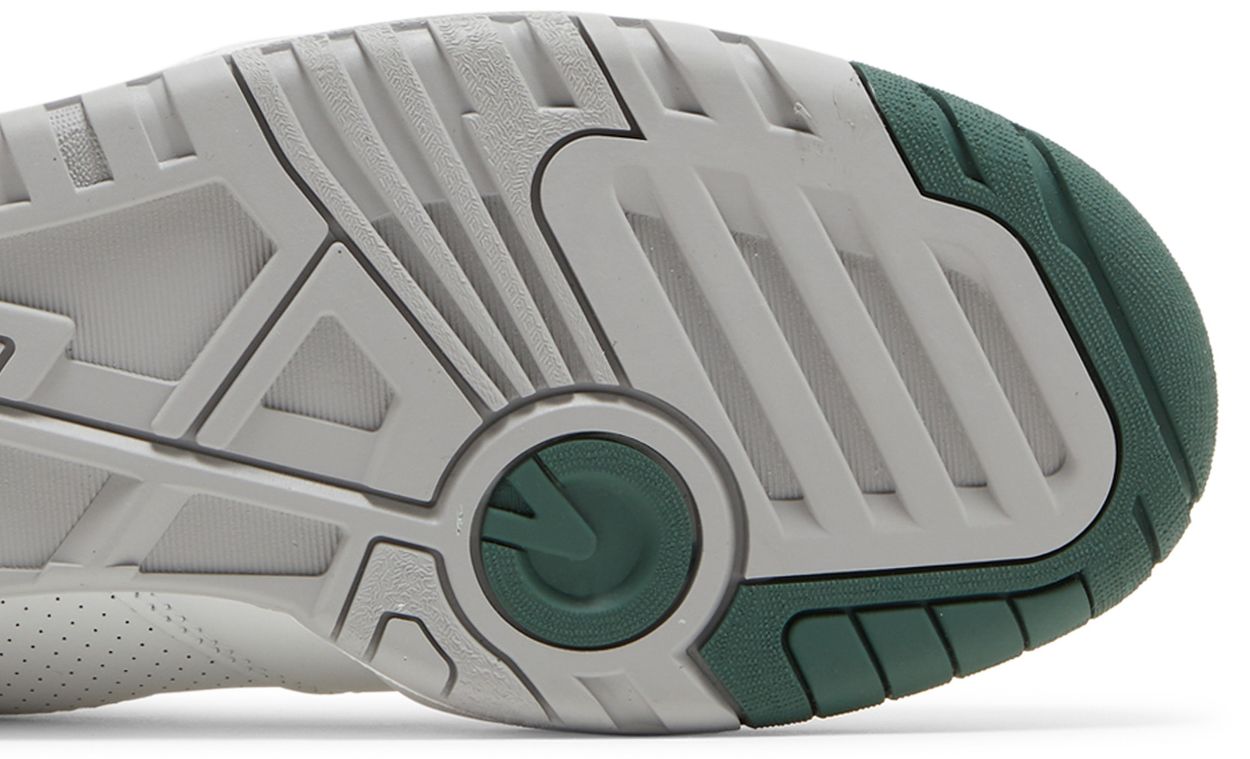 New Balance 550 'Nightwatch Green' (image 5 of 8)