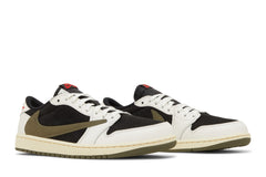 Travis Scott x Wmns Air Jordan 1 Retro Low OG SP 'Olive' view 8