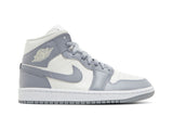 Wmns Air Jordan 1 Mid 'Stealth' view 1