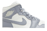 Wmns Air Jordan 1 Mid 'Stealth' view 2
