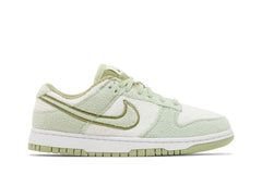 Nike Wmns Dunk Low SE 'Fleece - Honeydew' view 1