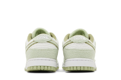 Nike Wmns Dunk Low SE 'Fleece - Honeydew'