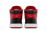 Air Jordan 1 Mid 'Bred' view 6