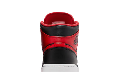 Air Jordan 1 Mid 'Bred' (image 8 of 8)