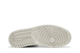 Air Jordan 1 Retro High OG 'White Cement' view 4