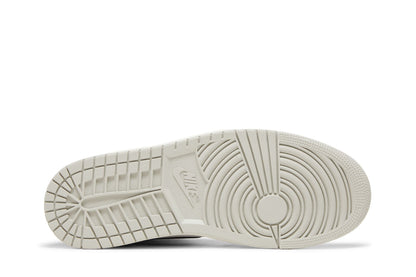 Air Jordan 1 Retro High OG 'White Cement' (image 5 of 8)