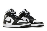 Wmns Air Jordan 1 Mid 'Panda' view 8