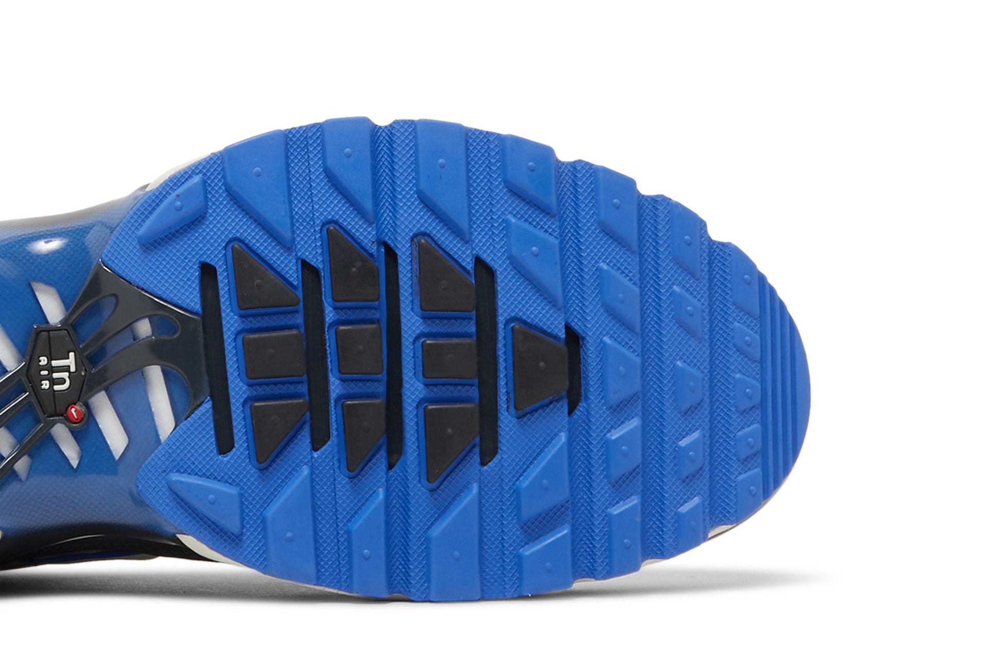 Nike Air Max Plus SE 'Social FC' (image 6 of 8)