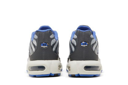 Nike Air Max Plus SE 'Social FC' (image 7 of 8)