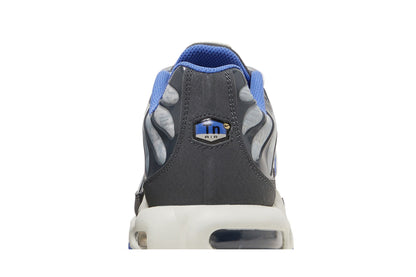 Nike Air Max Plus SE 'Social FC' (image 8 of 8)