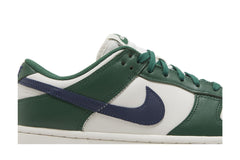 Nike Wmns Dunk Low 'Gorge Green' view 2