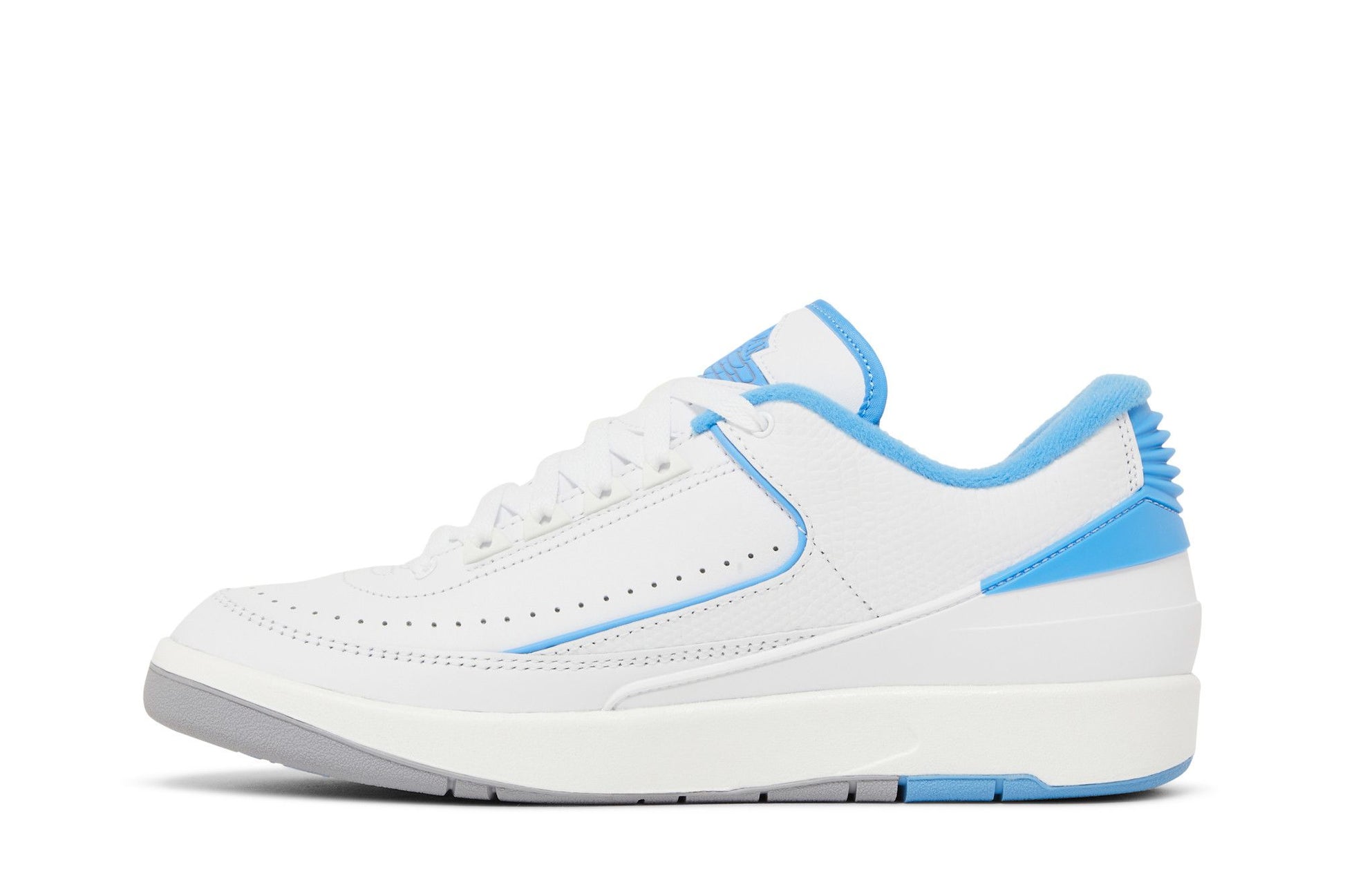 Air Jordan 2 Retro Low 'UNC' (image 4 of 8)