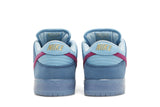 Run The Jewels x Nike Dunk Low SB '4/20' view 6