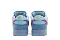 Run The Jewels x Nike Dunk Low SB '4/20' view 6