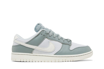 Nike Dunk Low 'Mica Green'