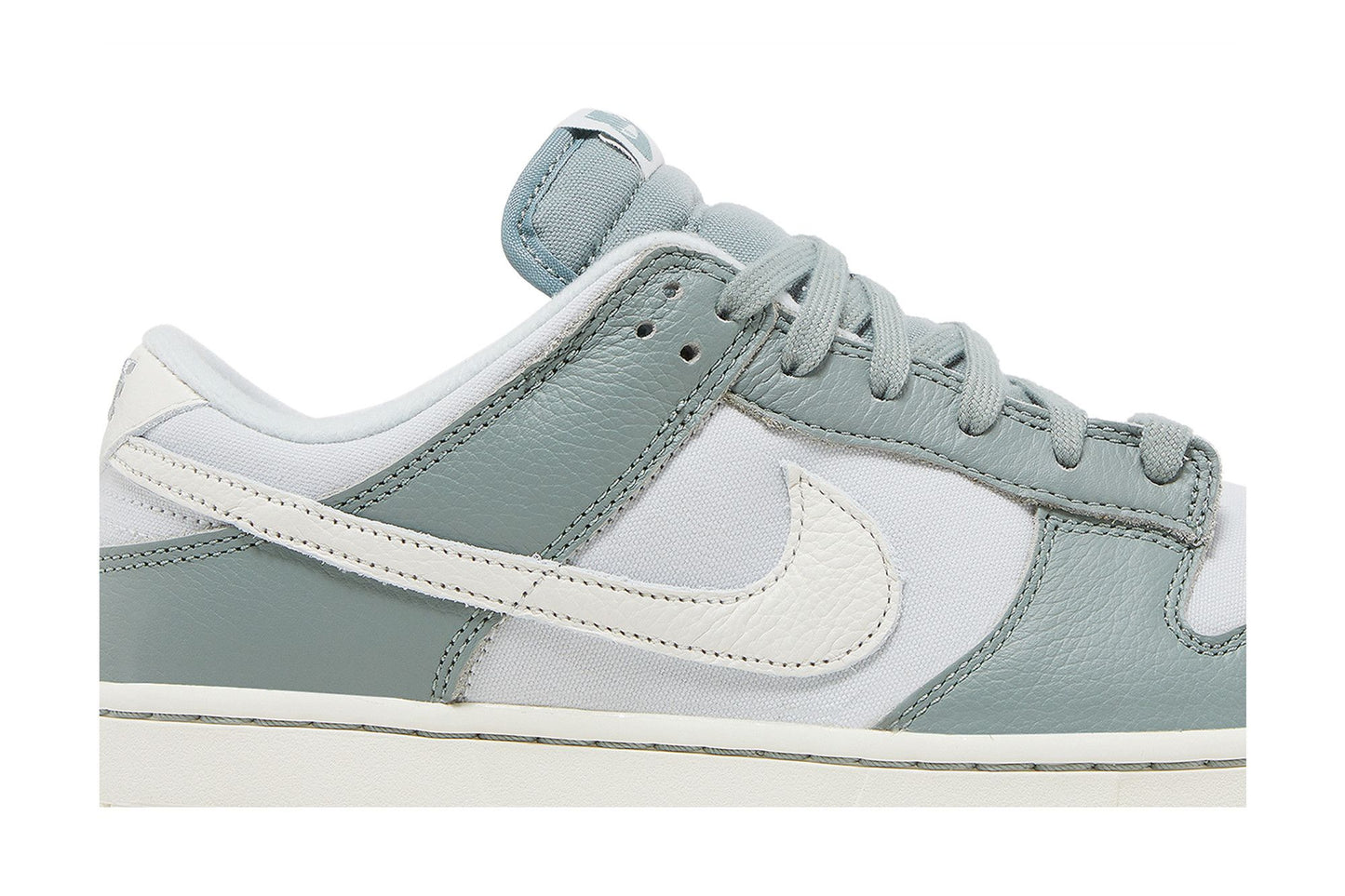 Nike Dunk Low 'Mica Green'