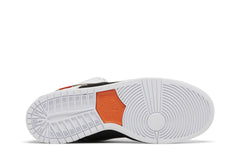 TIGHTBOOTH x Nike Dunk Low SB view 4