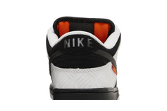 TIGHTBOOTH x Nike Dunk Low SB view 7