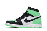 Air Jordan 1 Retro High OG 'Green Glow' view 3