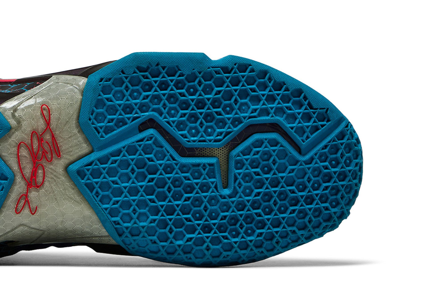 Nike LeBron 11 'Hornets'