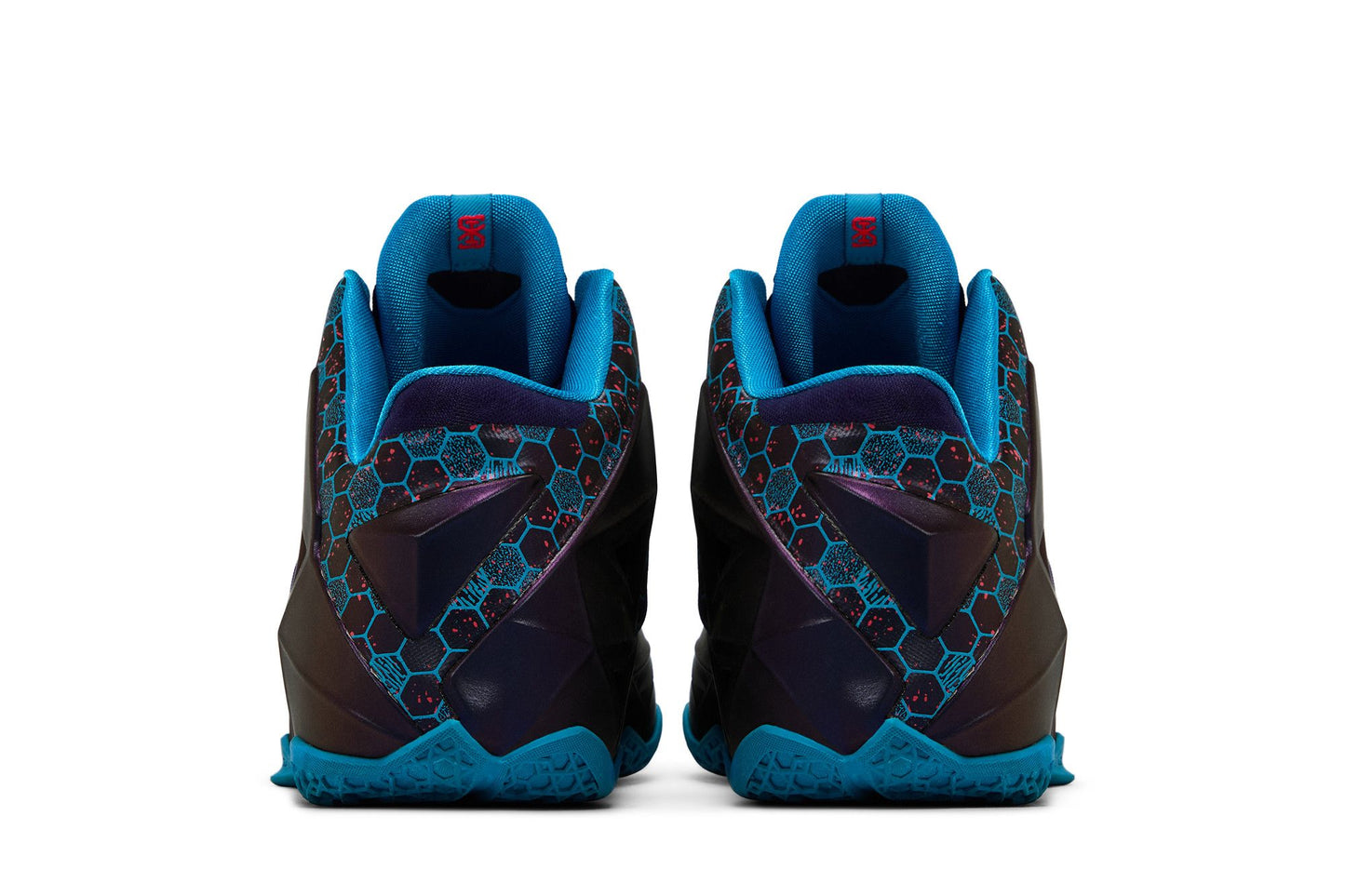 Nike LeBron 11 'Hornets'