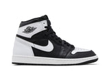 Air Jordan 1 Retro High OG 'Black White 2.0' view 1