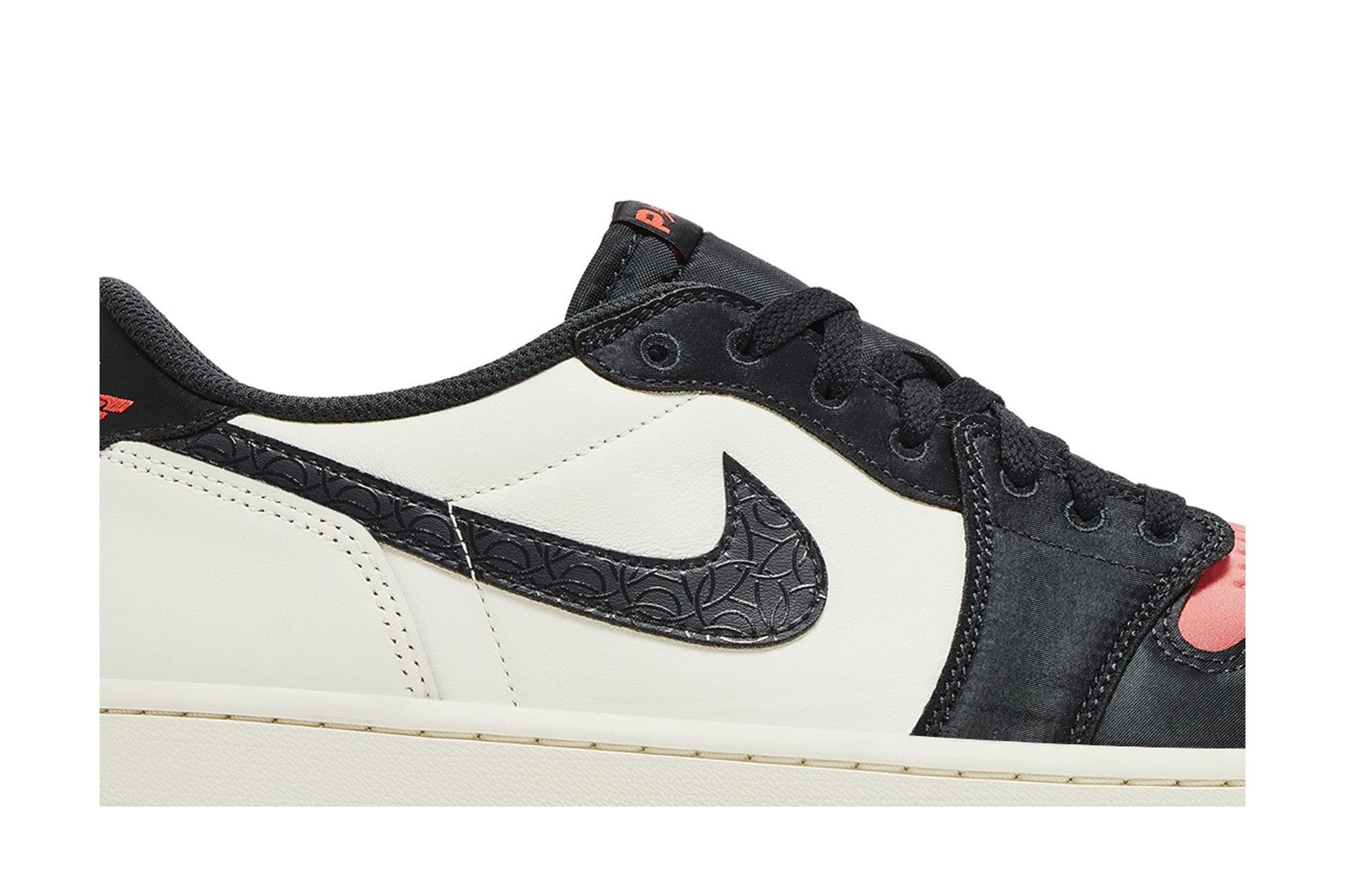 Paris Saint-Germain x Air Jordan 1 Retro Low OG 'Sail Pink Oxford' (image 3 of 8)