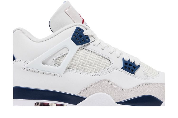 Nike SB Air Jordan 4 Retro SP "Summit White/Navy"