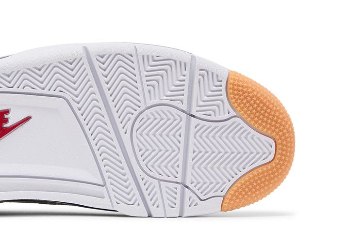 Nike SB Air Jordan 4 Retro SP "Summit White/Navy"