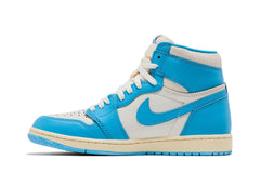 Air Jordan 1 Retro High OG 'UNC Reimagined' view 4