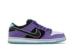 Hayley Wilson x Nike Dunk Low SB 'Court Purple' view 1