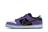 Hayley Wilson x Nike Dunk Low SB 'Court Purple' view 3
