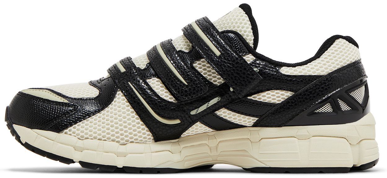 Asics HAL STUDIOS x Gel Kayano 20 'Bone' (image 3 of 8)