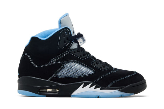Air Jordan 5 Retro 'Black Carolina / UNC' 2026