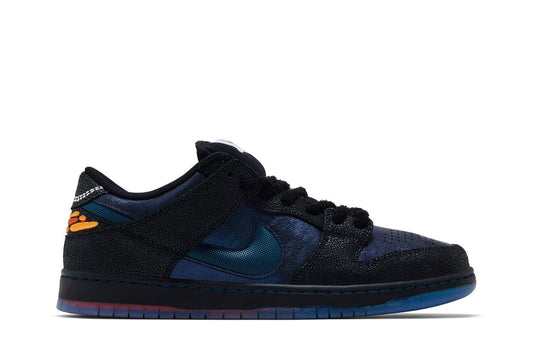 Bluetile x Nike SB Dunk 'Black Marina White'