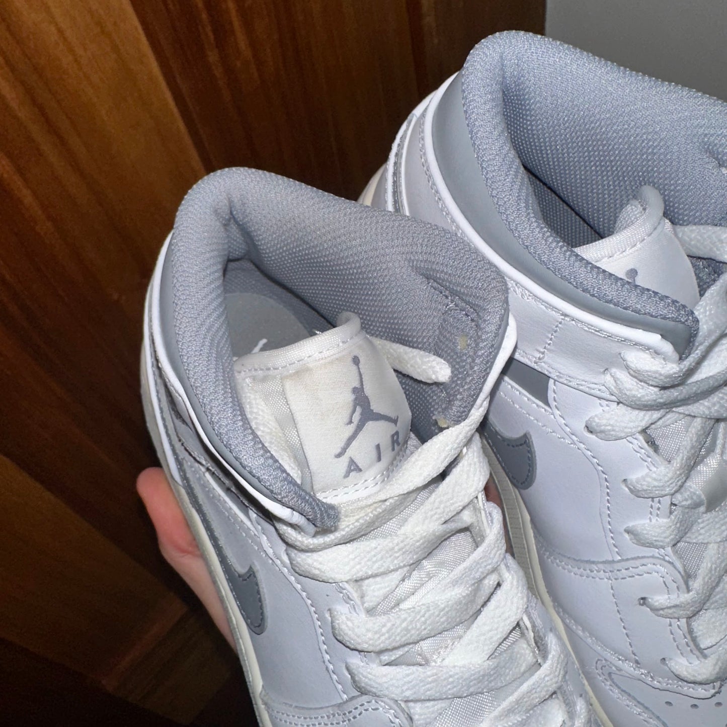 Air Jordan 1 Mid GS 'Neutral Grey'