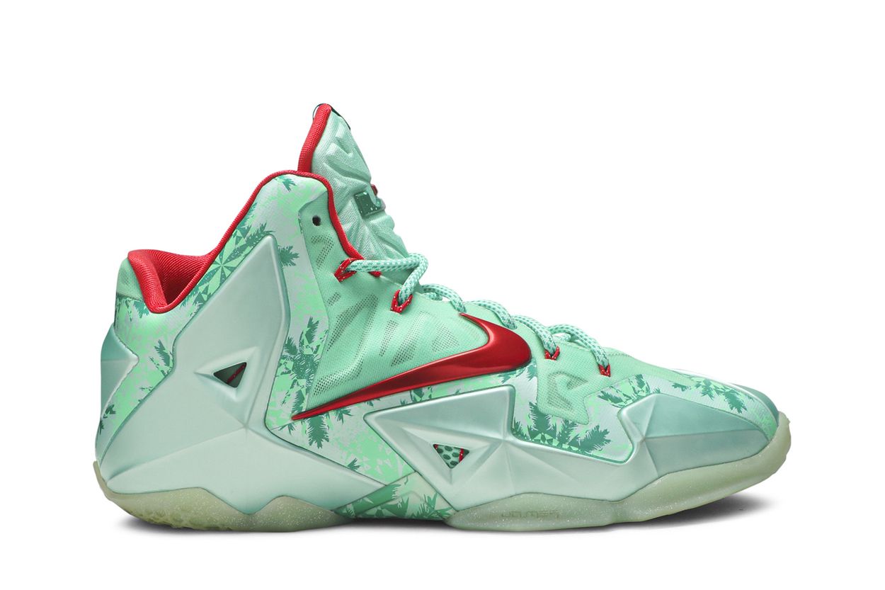 Nike LeBron 11 'Christmas'