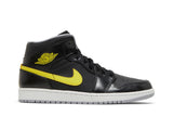 Air Jordan 1 Mid 'Yellow' view 1
