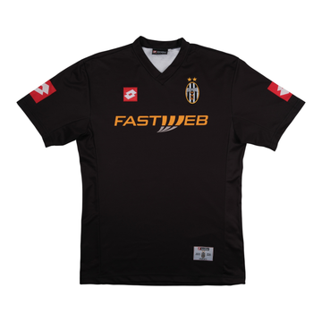 Juventus 2001-02 Away Shirt (#26)
