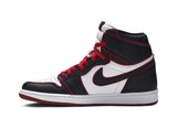 Air Jordan 1 Retro High OG 'Bloodline' view 3
