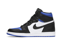 Air Jordan 1 Retro High OG 'Royal Toe' view 3