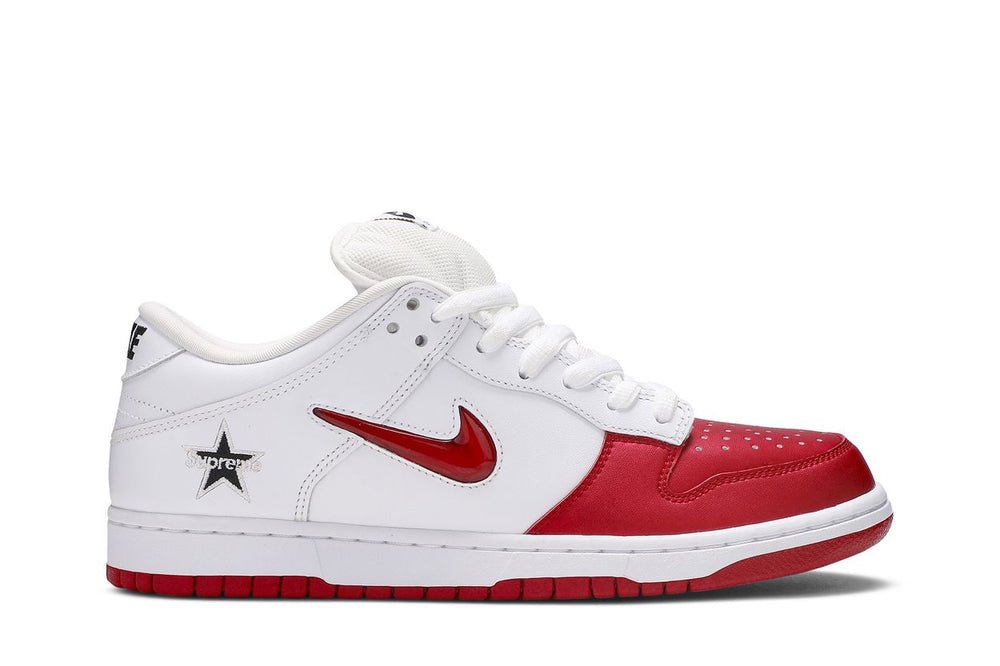 Supreme x Nike Dunk SB Low 'Varsity Red'