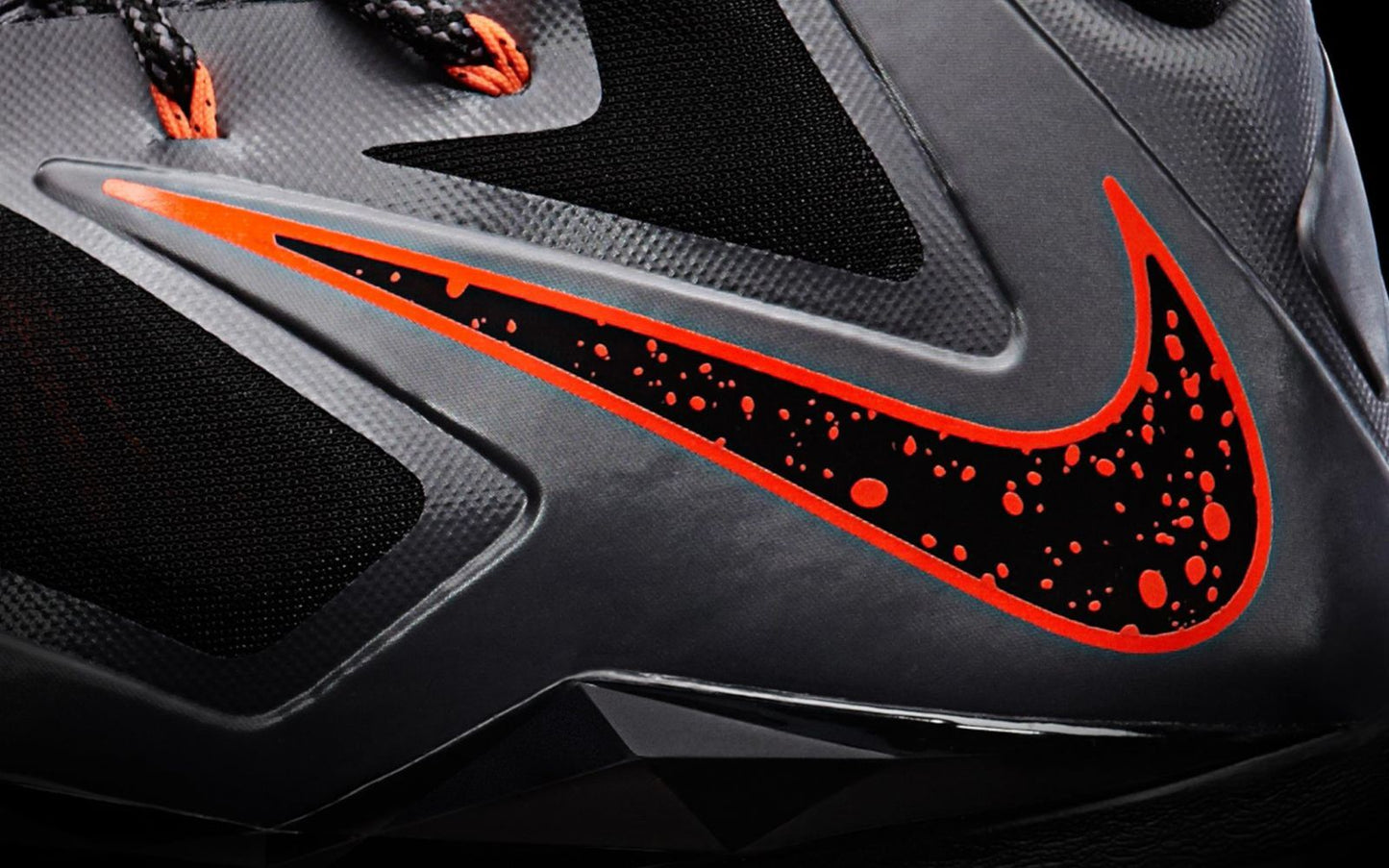Nike LeBron 10 'Lava'
