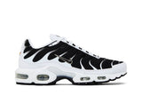 Nike Air Max Plus 'Killer Whale' view 1