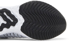 Nike React Phantom Run Flyknit 2 'Oreo' view 5